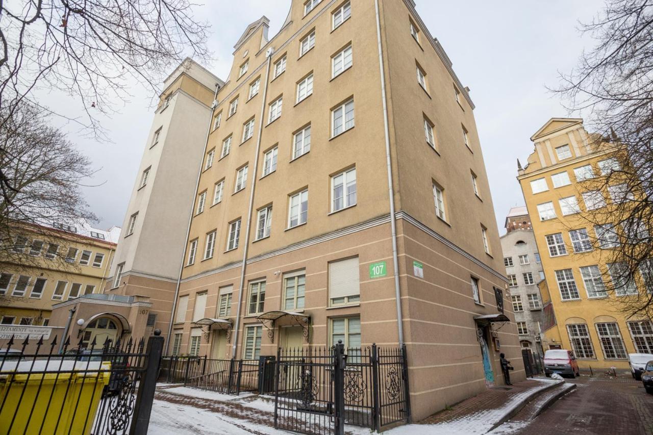 Apartament Cichy Zakatek Obok Fontanny Neptuna Gdansk Exterior foto